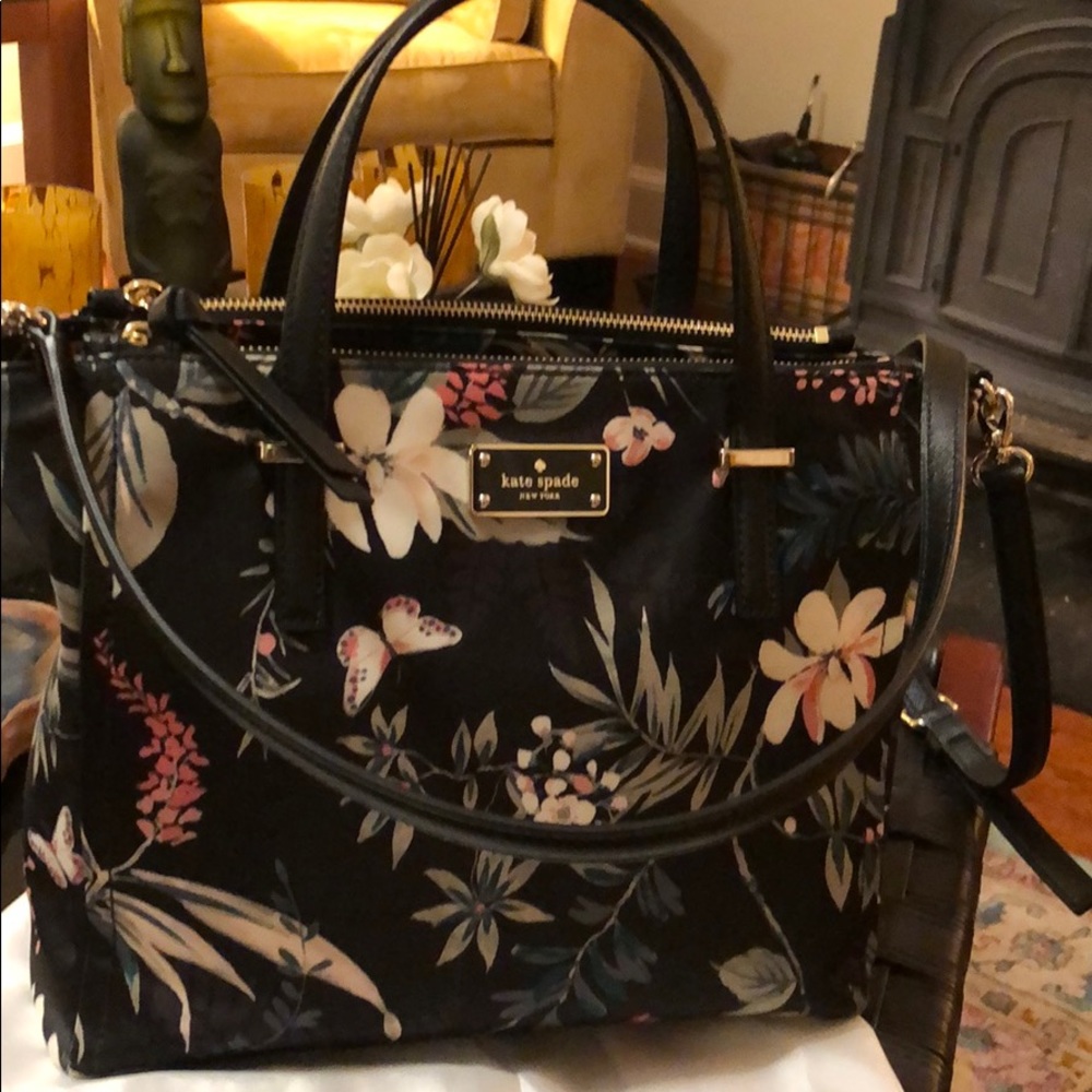 Kate Spade Satchel Crossbody bag